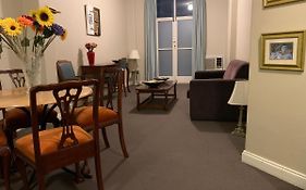 Boutique Apartment In The Heart Of Adelaide Cbd